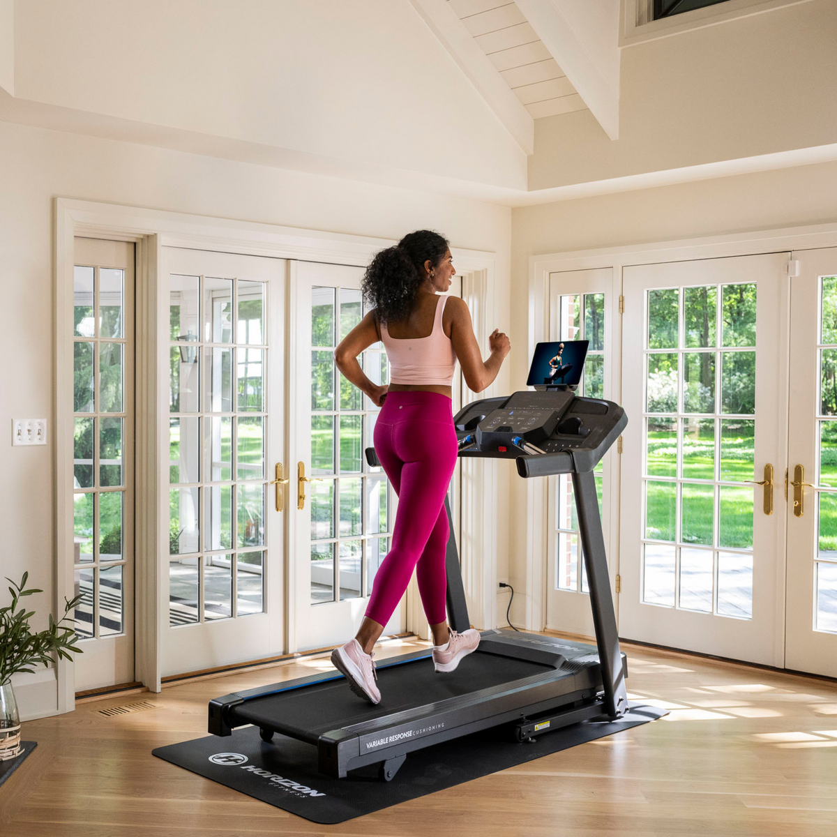Horizon 5.0AT Treadmill