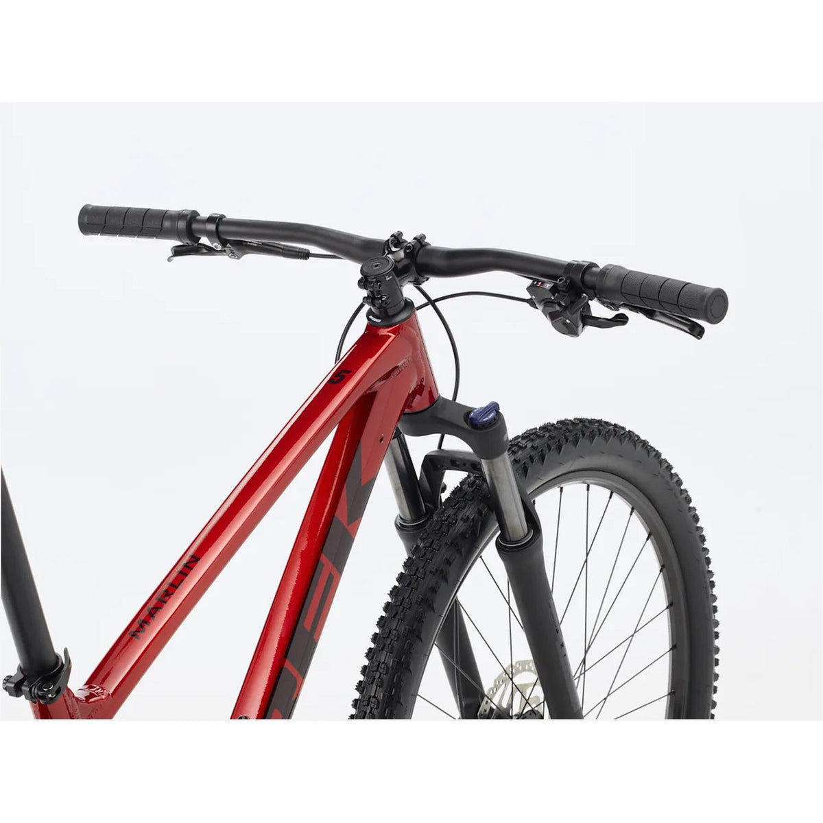 Trek Marlin 5 Gen 3 SR Suntour XCT 30 suspension fork
