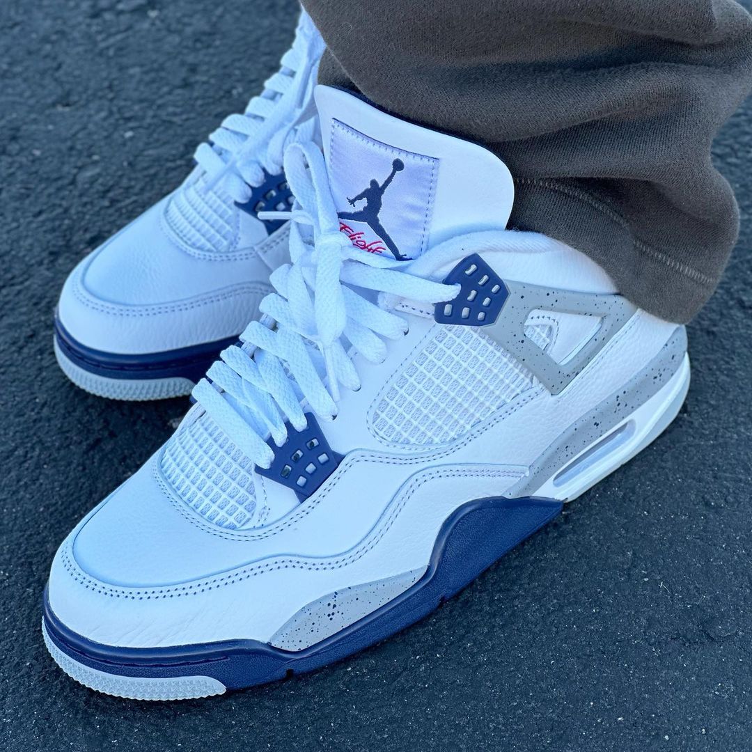 Air Jordan 4 'Midnight Navy' - DoorstepDrip