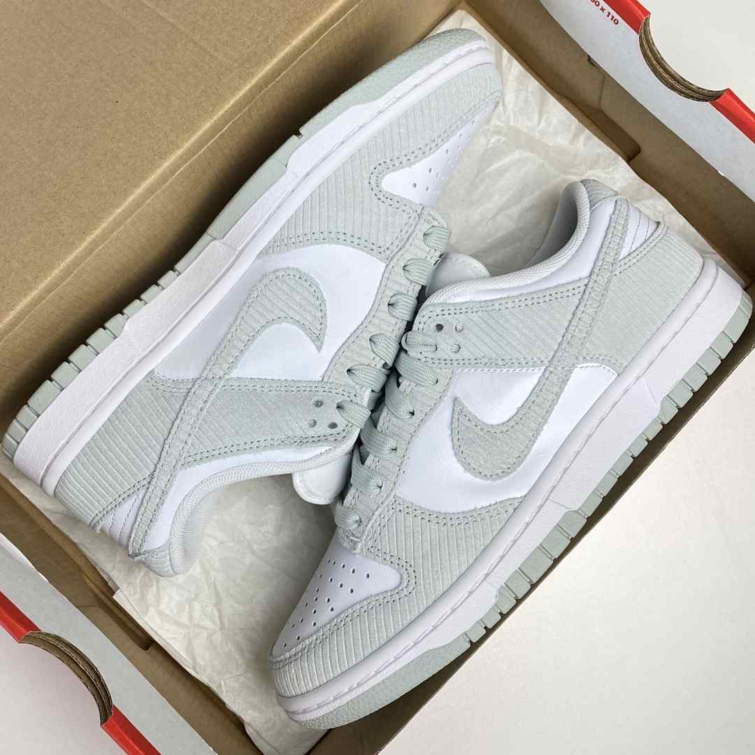 Dunk corduroy hot sale