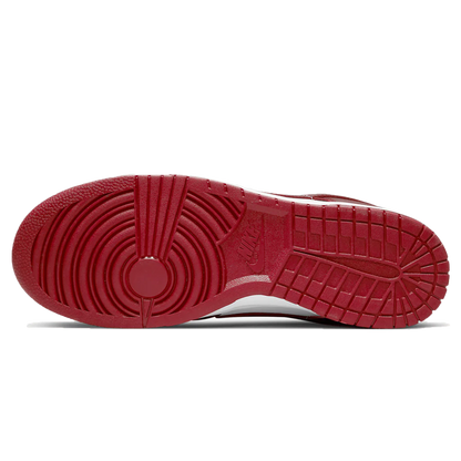 nike dunk low team red sole