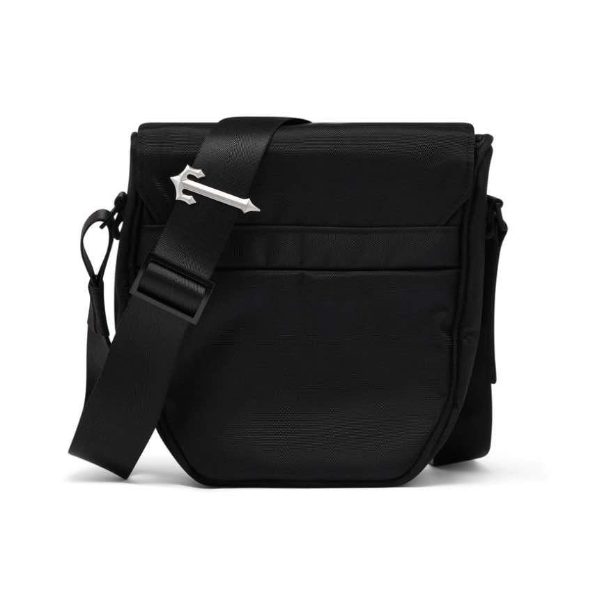 trapstar t bag black silver cobra